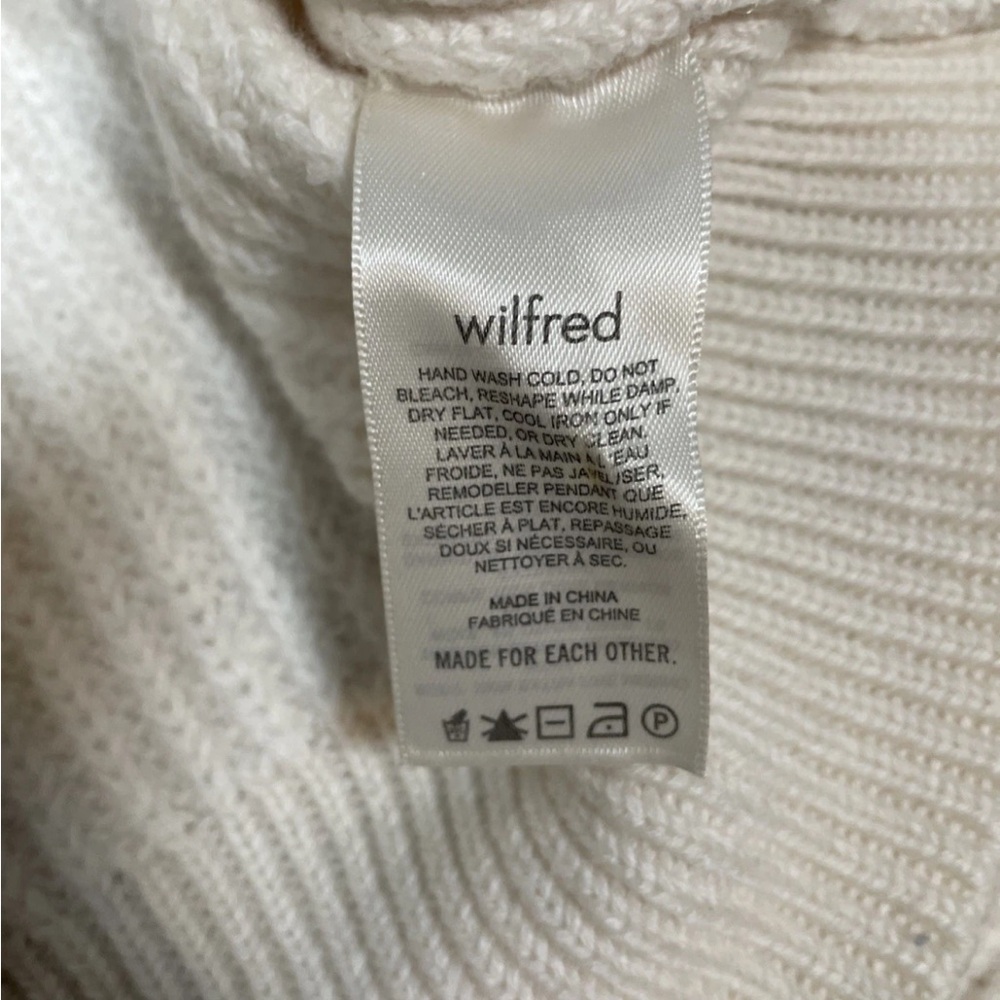 Wilfred 100% Merino Wool Cropped Sweater - Picture 5 of 6